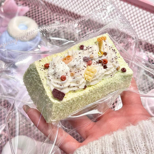 Creamy Kawaii Cake Squishy - Squishie Bites