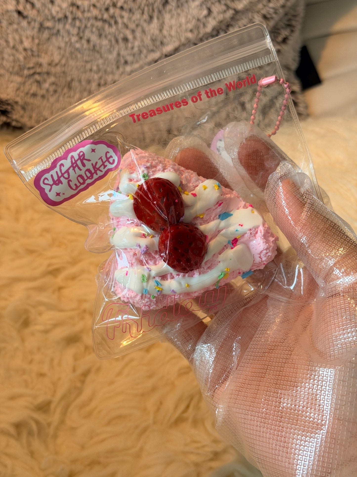 Strawberry Cake Squishy - Squishie Bites